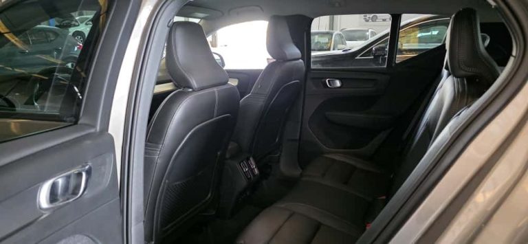 8dd6afbb-b32e-4c2f-941e-ddbaf21bfd8d-1920w