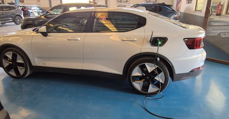 843f28d5-c537-4f6a-95bf-956e60a13c8b-1920w